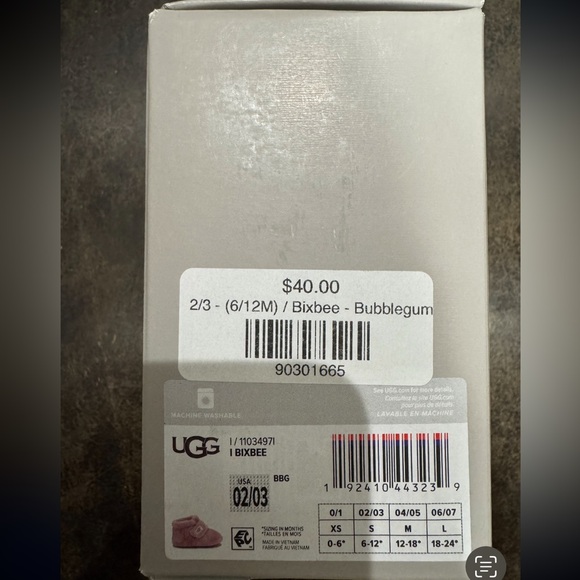 UGG White Infant Booties - Picture 2 of 2